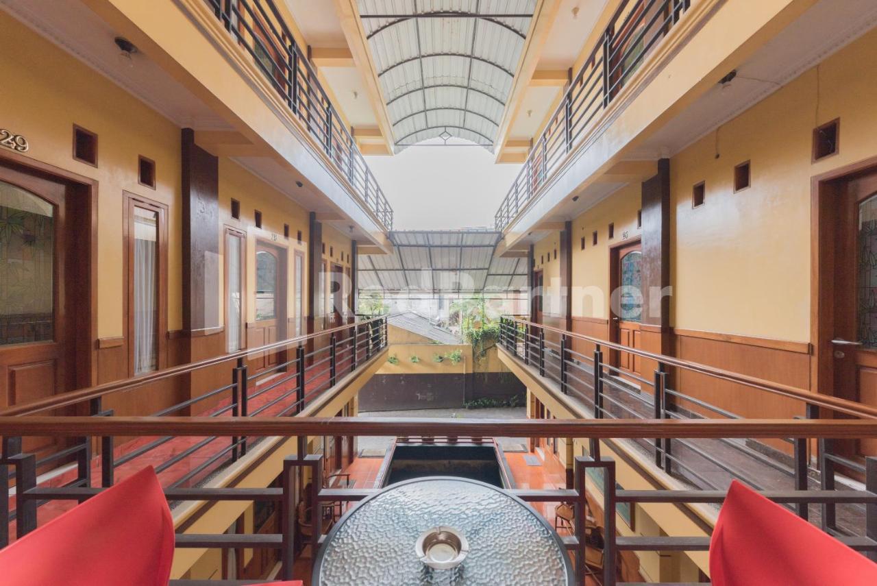Orange Home Syariah Sukajadi Бандунг Екстериор снимка