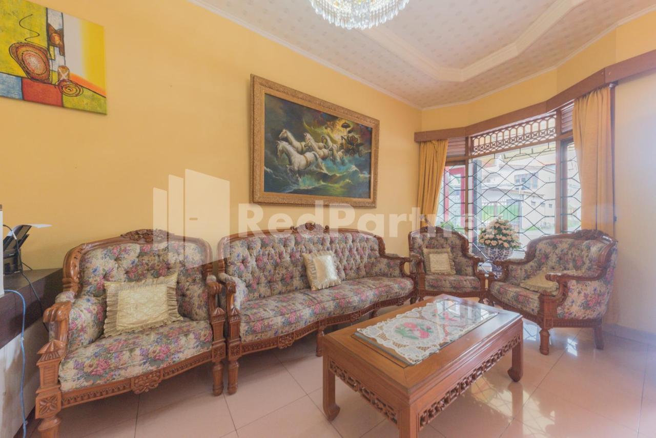 Orange Home Syariah Sukajadi Бандунг Екстериор снимка