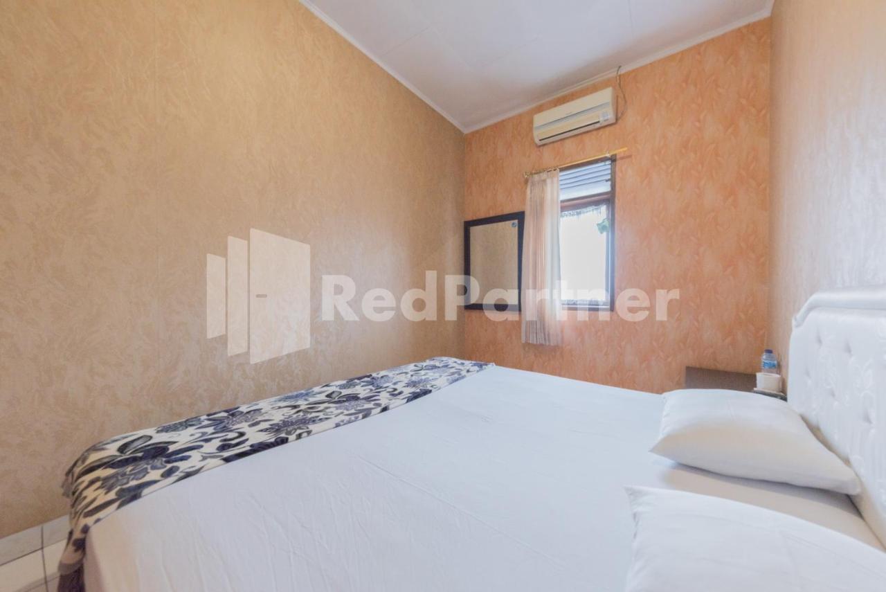 Orange Home Syariah Sukajadi Бандунг Екстериор снимка