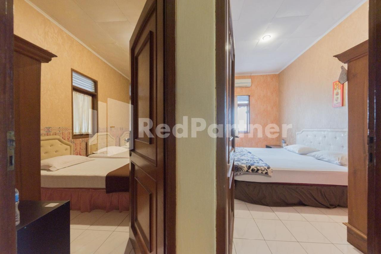 Orange Home Syariah Sukajadi Бандунг Екстериор снимка