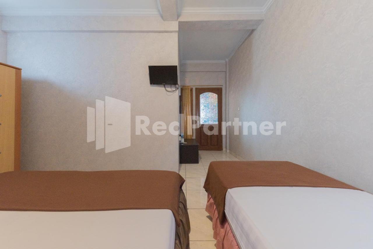 Orange Home Syariah Sukajadi Бандунг Екстериор снимка